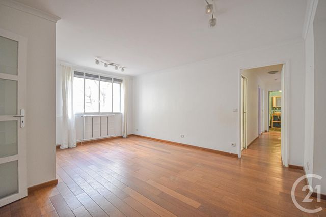 Appartement F3 à vendre - 3 pièces - 69.1 m2 - PARIS - 75010 - ILE-DE-FRANCE - Century 21 Bonsergent