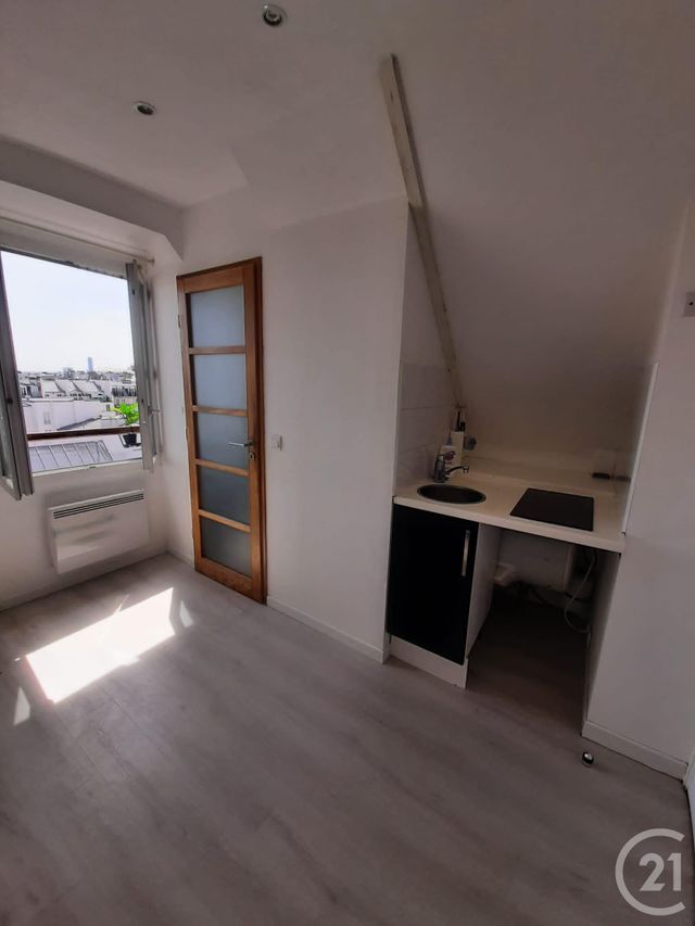 Chambre à vendre - 1 pièce - 8.38 m2 - PARIS - 75010 - ILE-DE-FRANCE - Century 21 Bonsergent