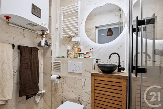 Appartement F2 à vendre - 2 pièces - 21.0 m2 - PARIS - 75010 - ILE-DE-FRANCE - Century 21 Bonsergent