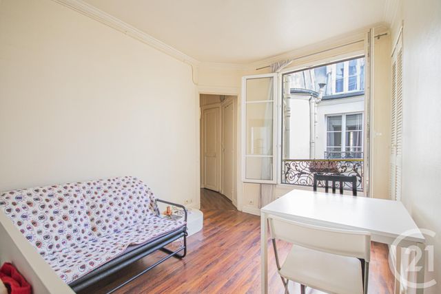  - PARIS - 