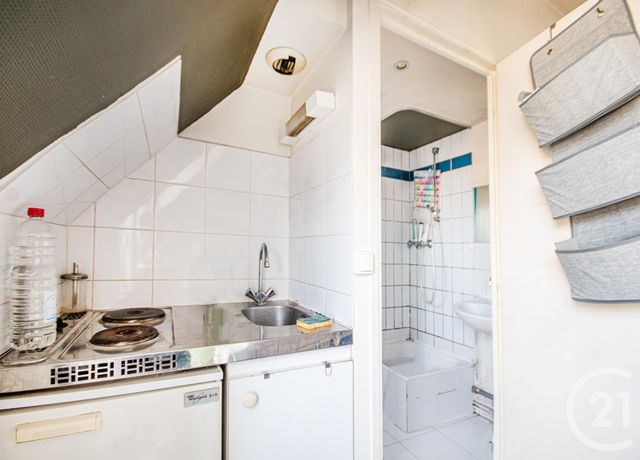 Appartement F1 à vendre - 1 pièce - 12.9 m2 - PARIS - 75010 - ILE-DE-FRANCE - Century 21 Bonsergent