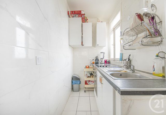 Appartement F2 à vendre - 2 pièces - 29.07 m2 - AUBERVILLIERS - 93 - ILE-DE-FRANCE - Century 21 Bonsergent