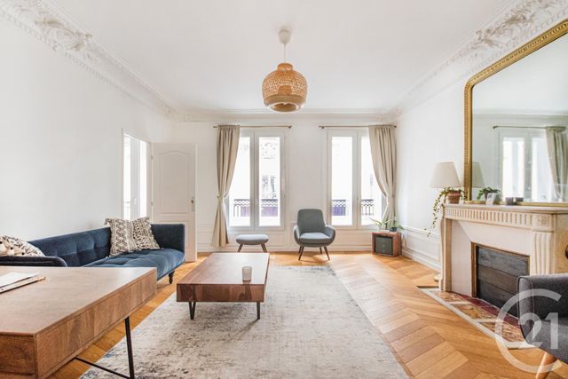 Afficher la photo en grand Appartement F3 à vendre - 3 pièces - 78.58 m2 - PARIS - 75010 - ILE-DE-FRANCE - Century 21 Bonsergent