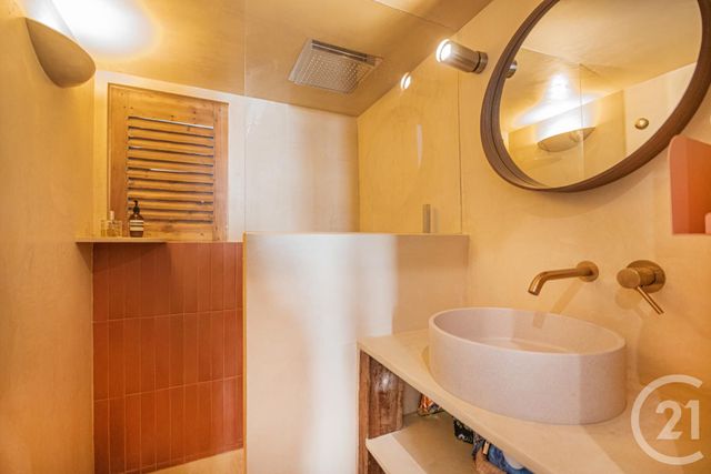 Afficher la photo en grand Appartement Duplex à vendre - 3 pièces - 57.77 m2 - PARIS - 75010 - ILE-DE-FRANCE - Century 21 Bonsergent