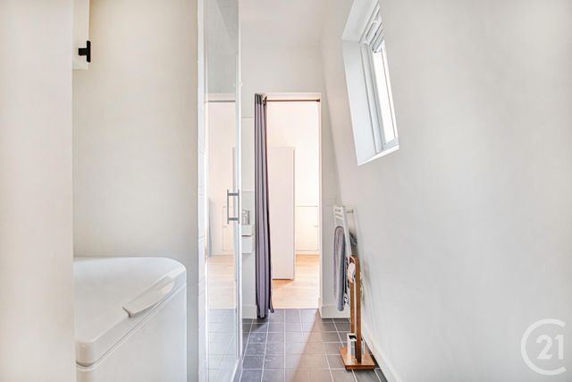 Appartement F1 bis à vendre - 2 pièces - 14.55 m2 - PARIS - 75010 - ILE-DE-FRANCE - Century 21 Bonsergent