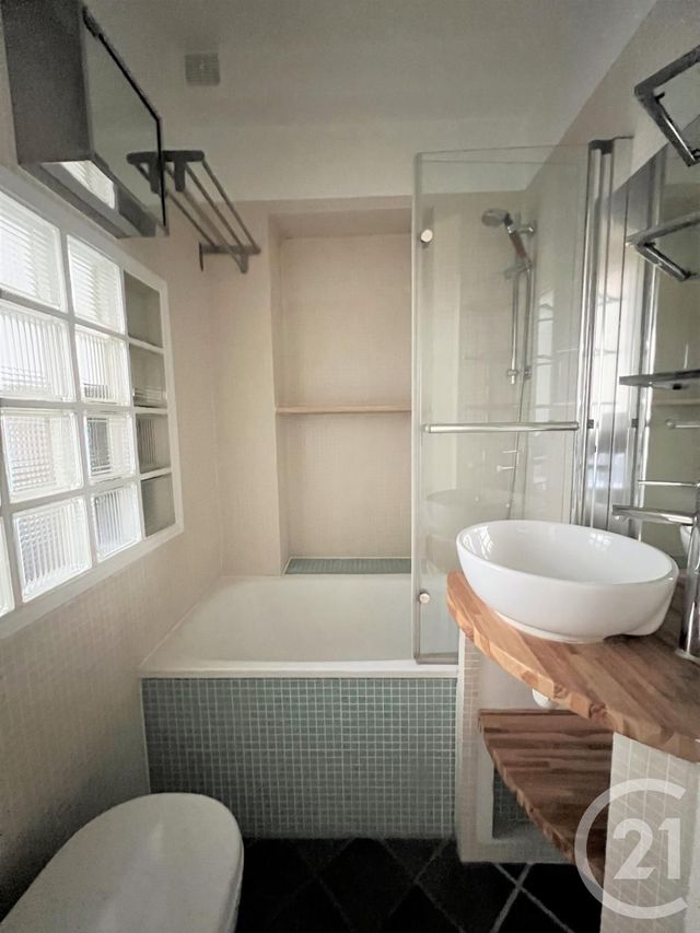 Appartement F2 à louer - 2 pièces - 39.85 m2 - PARIS - 75010 - ILE-DE-FRANCE - Century 21 Bonsergent