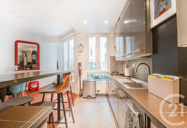 Appartement F3 à vendre - 3 pièces - 69.13 m2 - PARIS - 75010 - ILE-DE-FRANCE - Century 21 Bonsergent