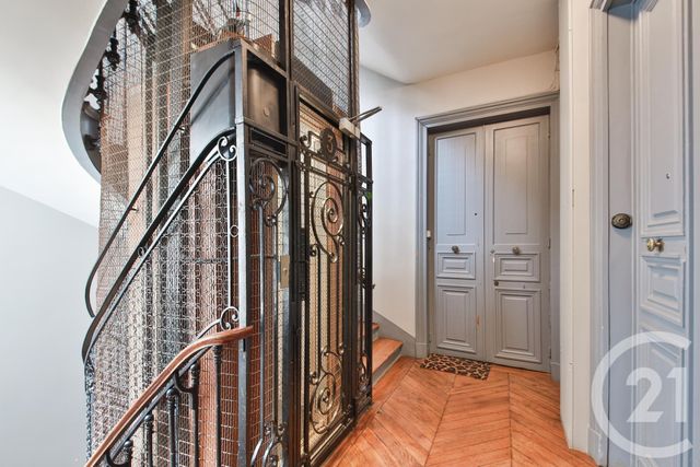 Appartement F2 à vendre - 2 pièces - 55.17 m2 - PARIS - 75010 - ILE-DE-FRANCE - Century 21 Bonsergent