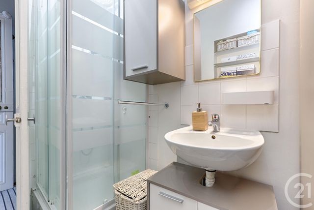 Appartement F2 à vendre - 2 pièces - 55.17 m2 - PARIS - 75010 - ILE-DE-FRANCE - Century 21 Bonsergent