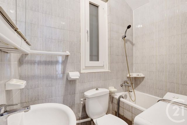 Appartement F2 à vendre - 2 pièces - 39.0 m2 - PARIS - 75010 - ILE-DE-FRANCE - Century 21 Bonsergent