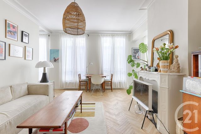 Appartement F3 à vendre - 3 pièces - 56.7 m2 - PARIS - 75010 - ILE-DE-FRANCE - Century 21 Bonsergent