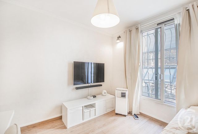 Appartement F2 à vendre - 2 pièces - 24.68 m2 - PARIS - 75010 - ILE-DE-FRANCE - Century 21 Bonsergent
