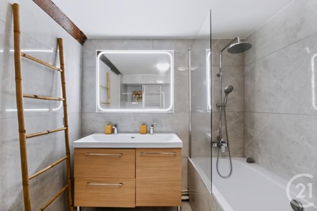 Appartement Duplex à vendre - 3 pièces - 71.04 m2 - PARIS - 75010 - ILE-DE-FRANCE - Century 21 Bonsergent